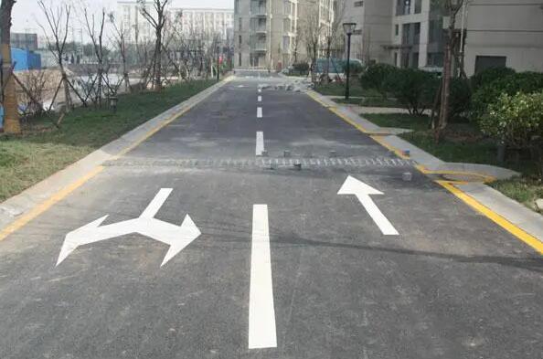 蘇州道路劃線一般什么樣的單位能做，馬路上劃線是哪個(gè)部門？